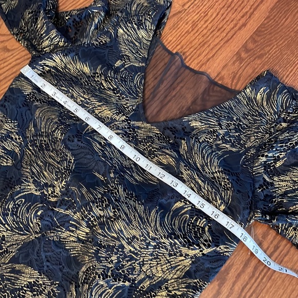Marina cocktail stretch lace foil dress STATEMENT sheer BACK sheath navy gold L - Picture 12 of 16